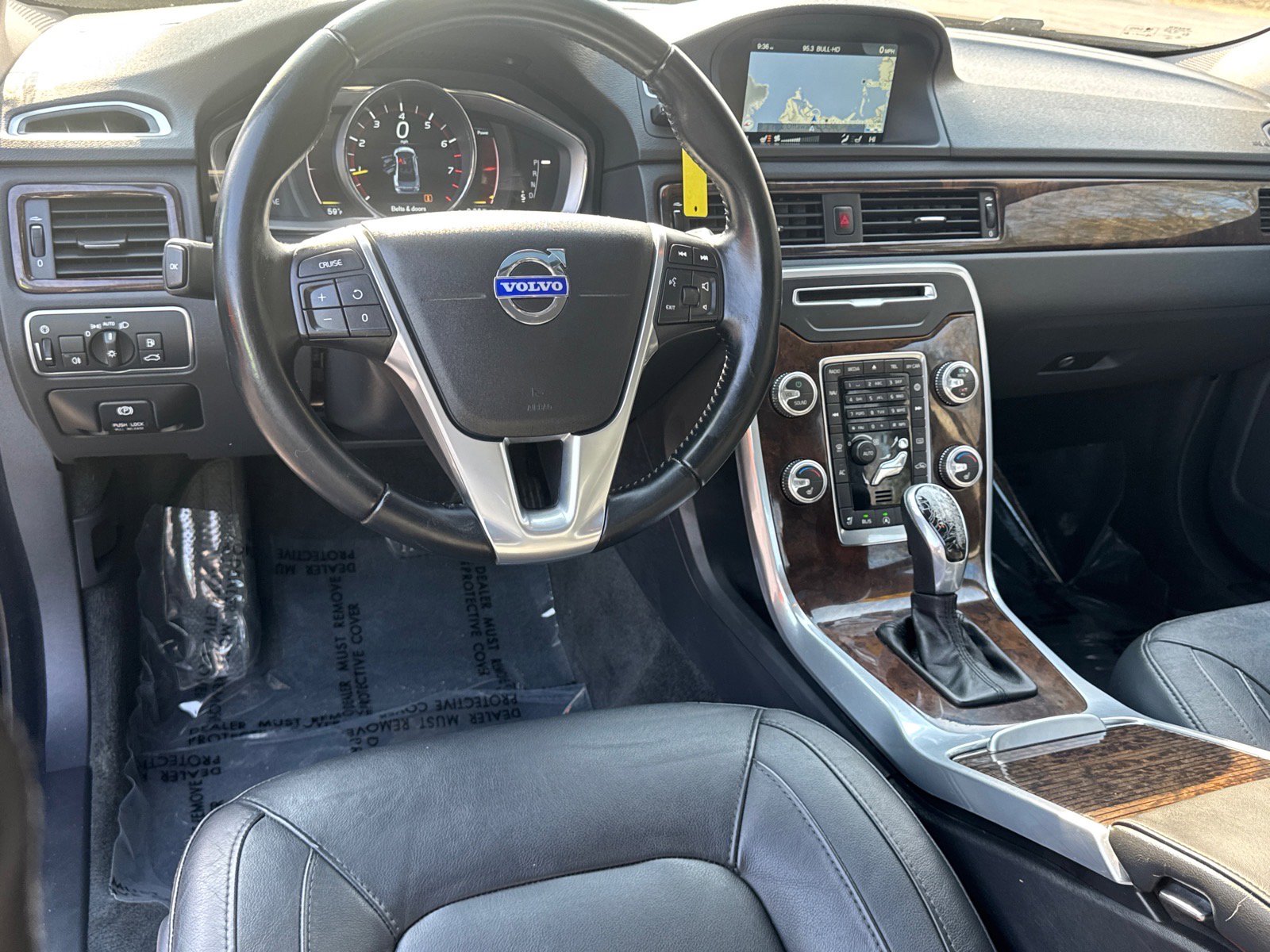 Used 2015 Volvo S80 T5 image 12