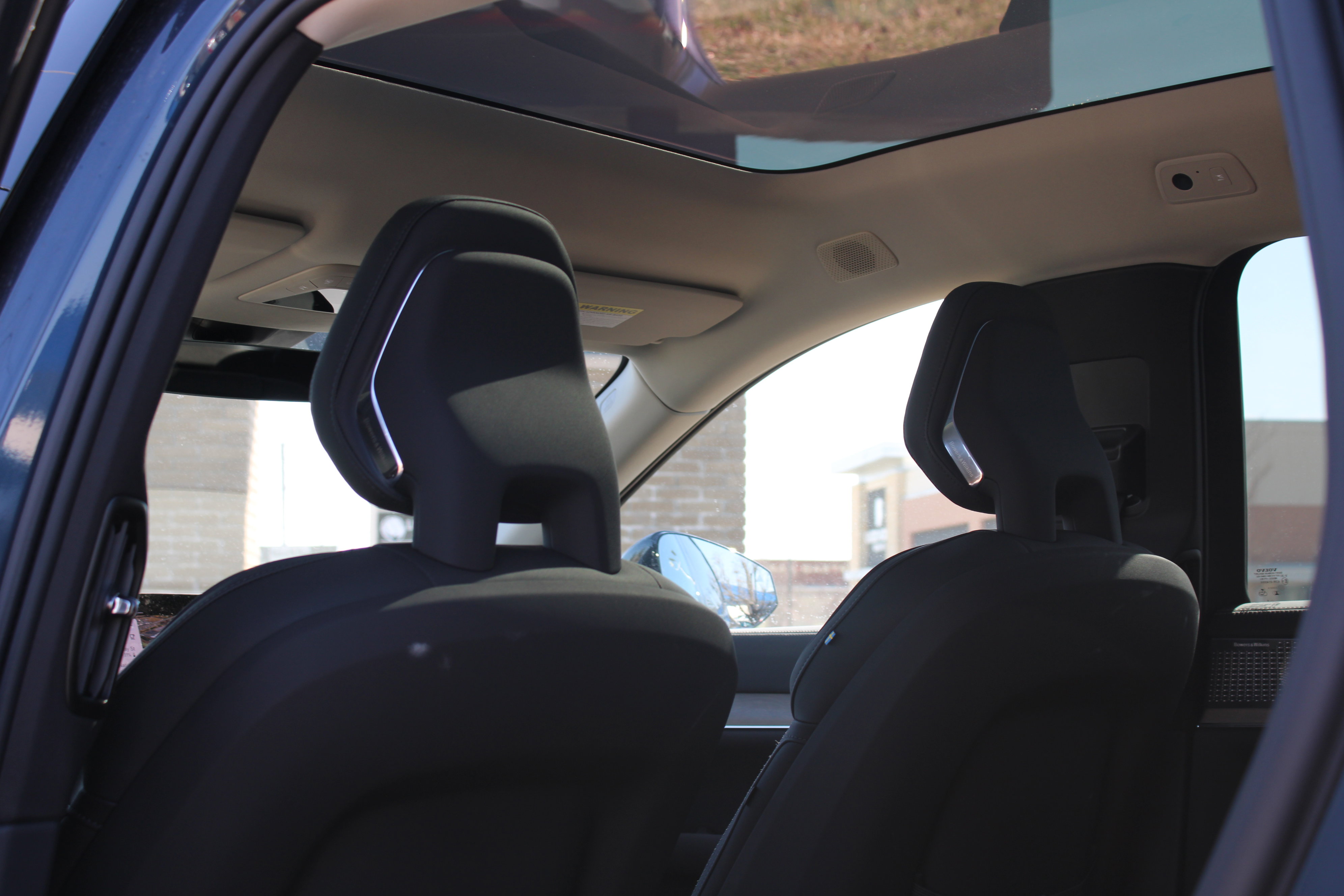 New 2025 Volvo EX90 Ultra image 28