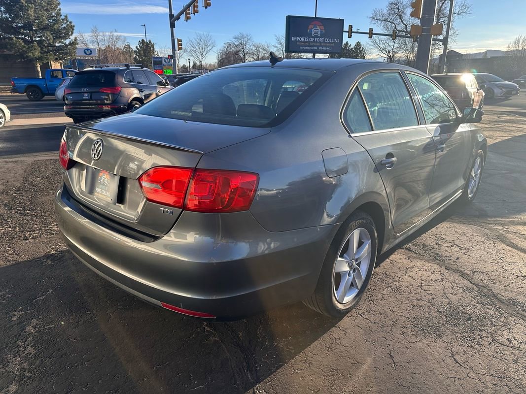 Used 2013 Volkswagen Jetta TDI image 3