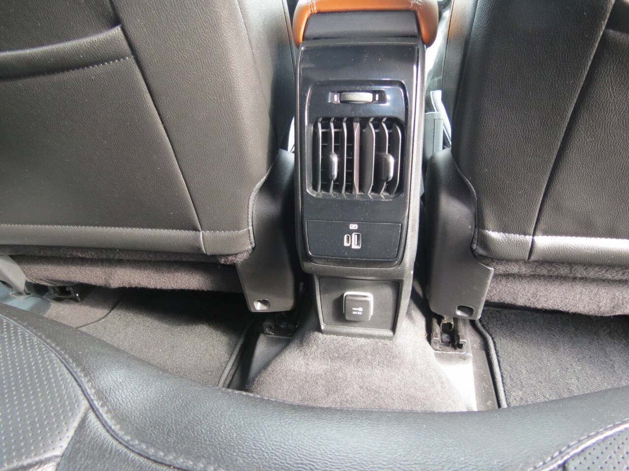 Used 2024 Jeep Compass Limited w/ Elite Group image 21