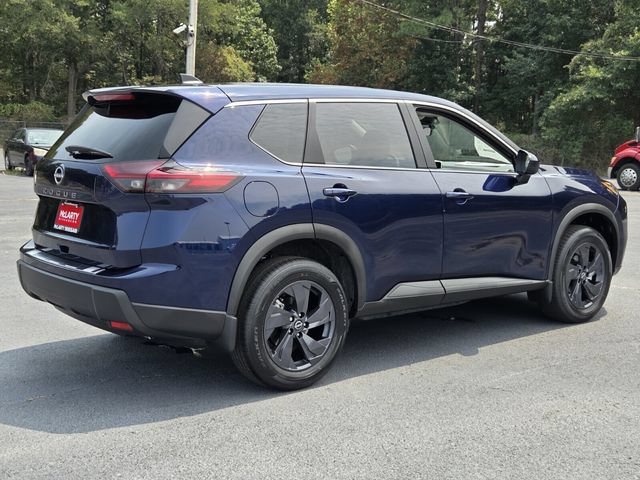 New 2026 Nissan Rogue SV FWD image 5
