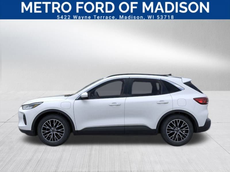 Used 2024 Ford Escape SE image 3