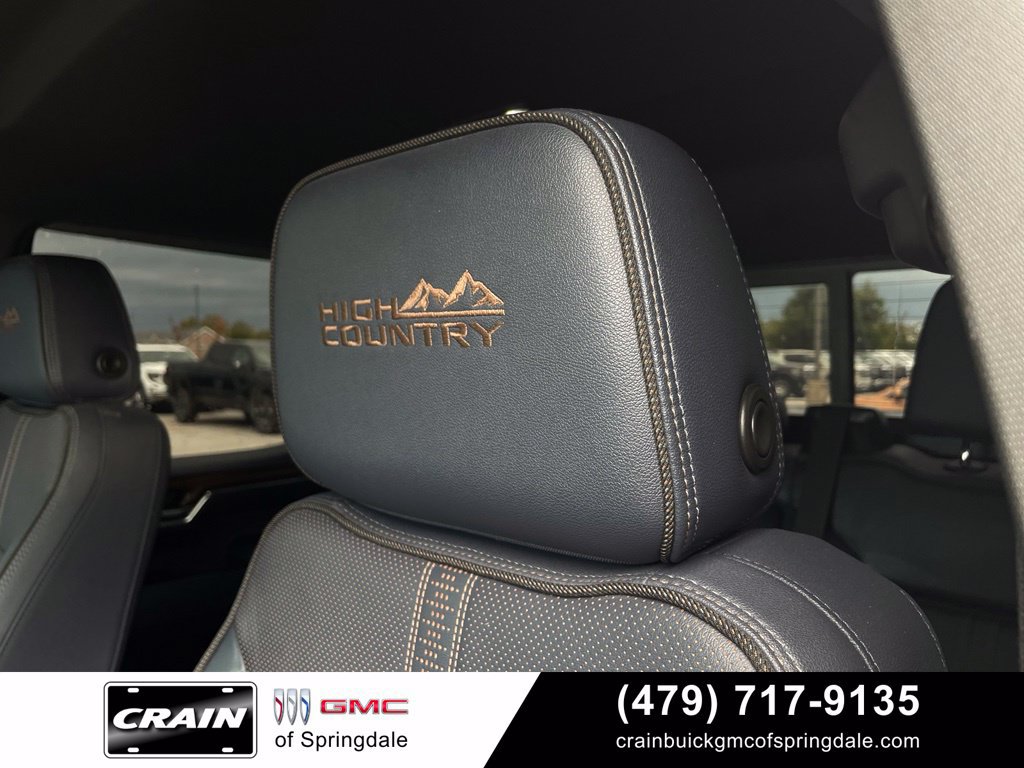 Used 2023 Chevrolet Silverado 1500 High Country w/ Technology Package AWD/4WD image 21
