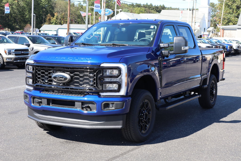 New 2026 Ford F250 XLT w/ XLT Premium Package AWD/4WD image 14