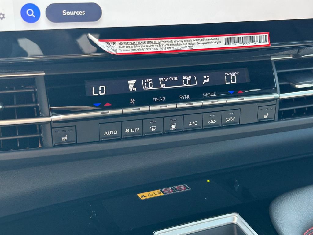 Certified 2025 Toyota Sienna XSE w/ XSE Plus Package FWD image 36