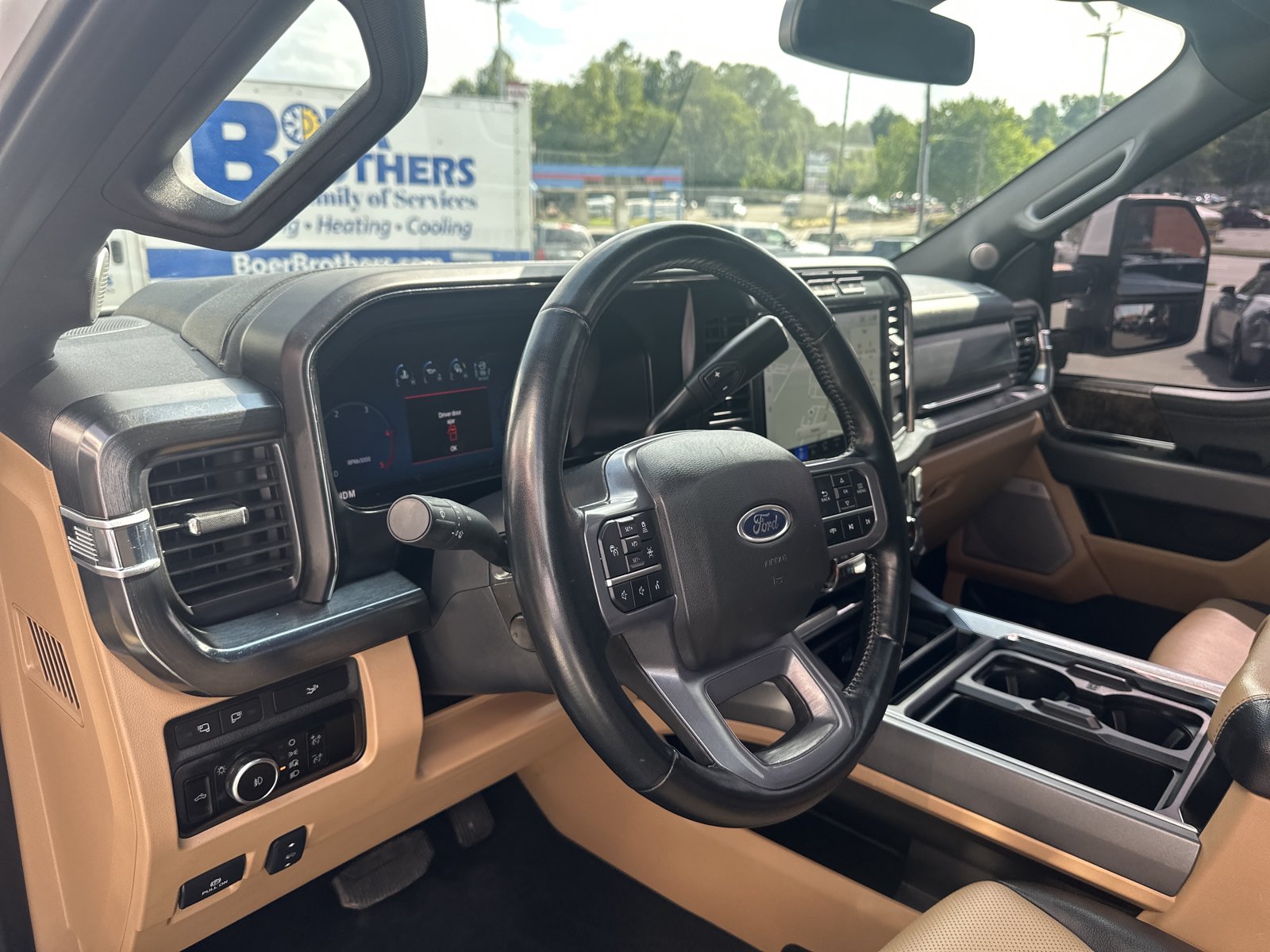 Used 2023 Ford F350 Lariat w/ Lariat Ultimate Package AWD/4WD image 27