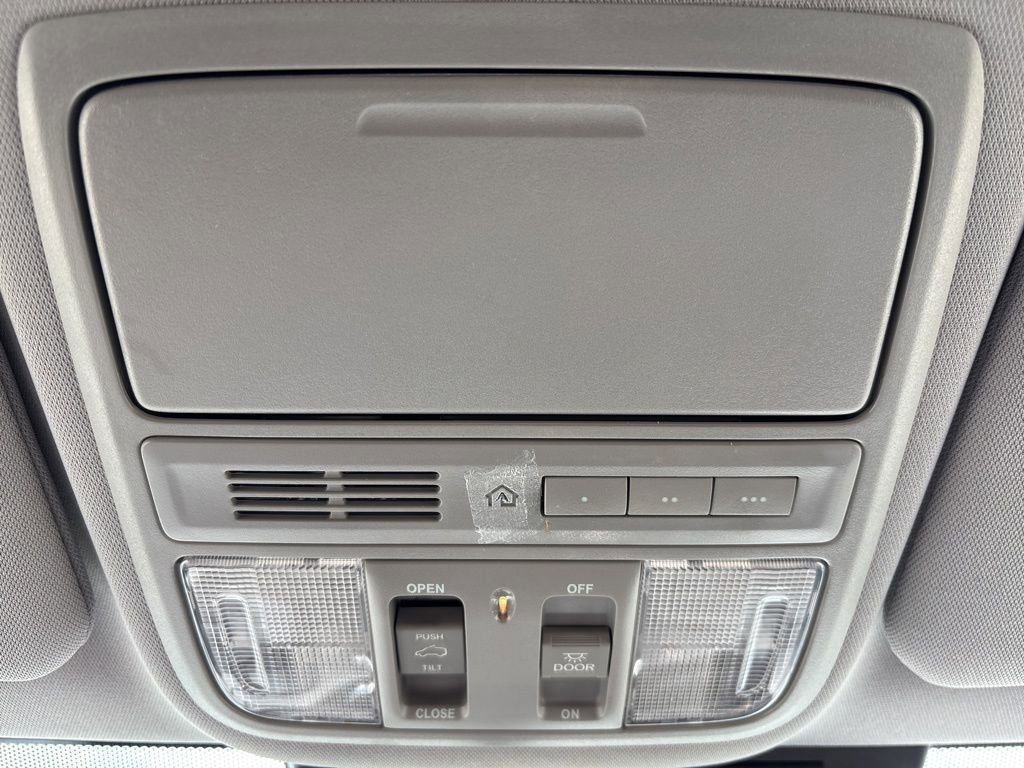 Used 2022 Honda CR-V EX-L image 18