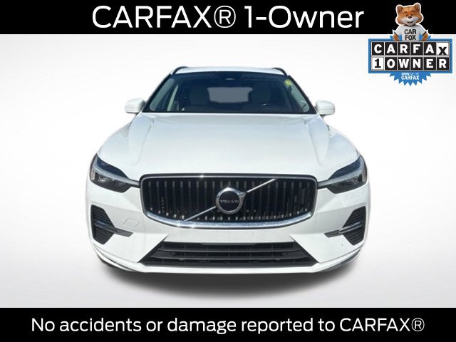 Used 2022 Volvo XC60 B5 Momentum AWD/4WD image 2