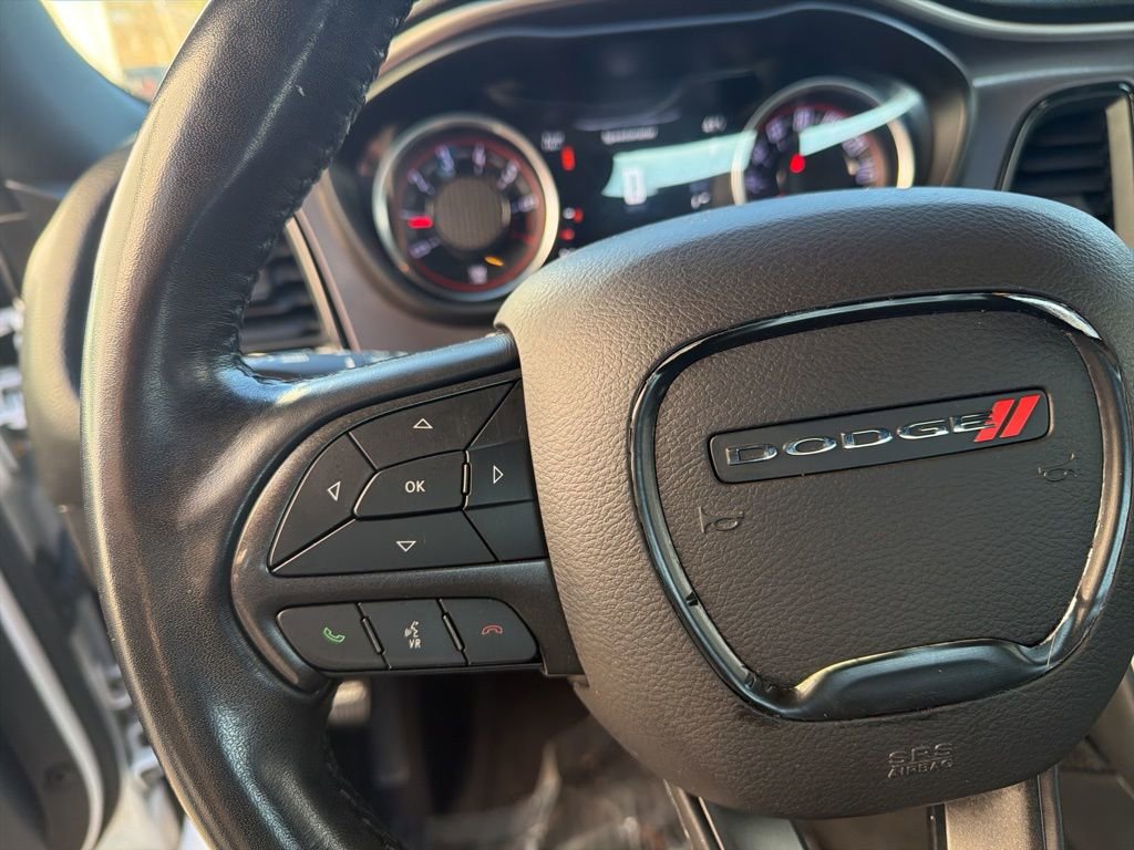 Used 2019 Dodge Challenger SXT image 16