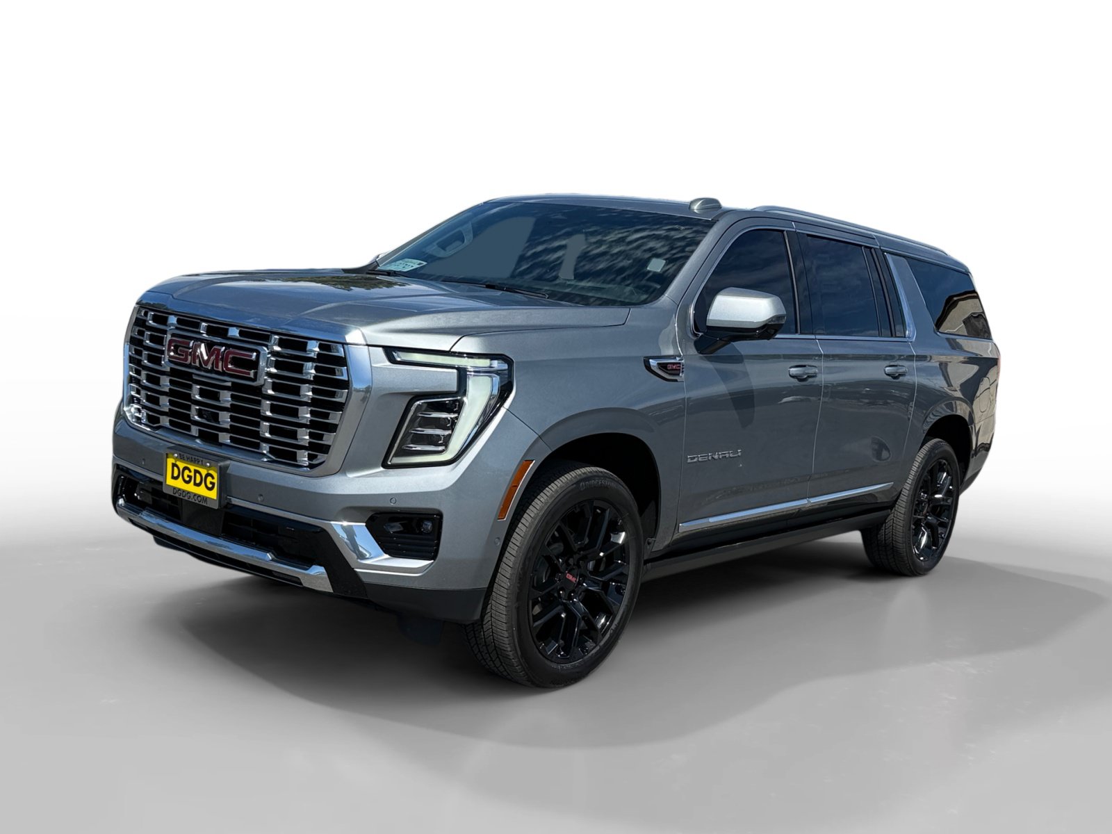 Used 2026 GMC Yukon XL Denali w/ Sun & Power Step Package AWD/4WD image 1