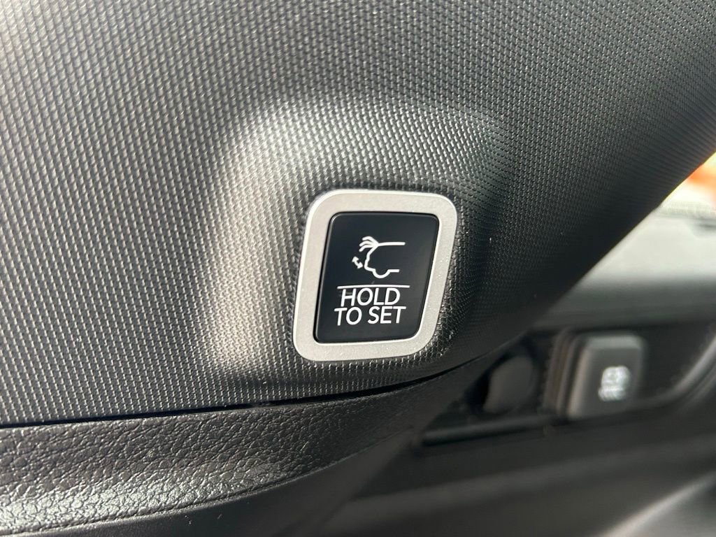 Certified 2024 Jeep Grand Cherokee Altitude image 42