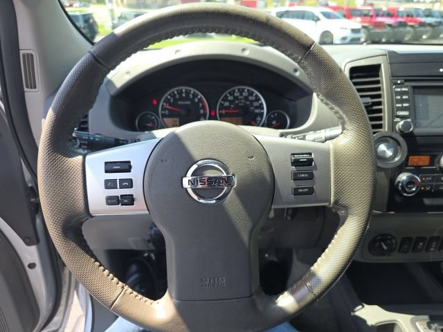 Used 2015 Nissan Frontier SL w/ Moonroof Package AWD/4WD image 20