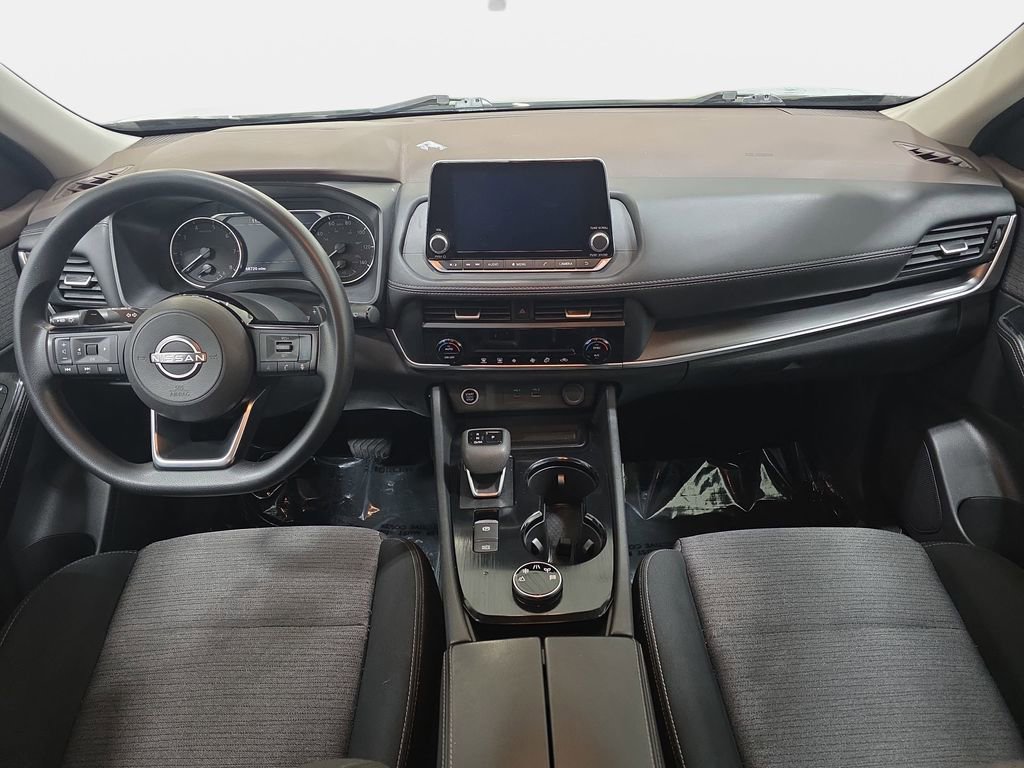 Used 2023 Nissan Rogue SV image 10