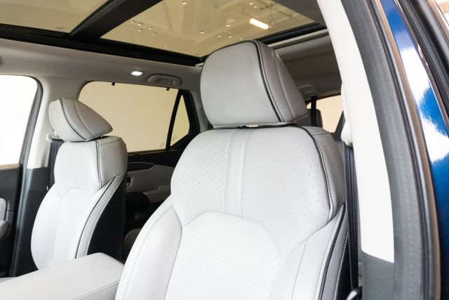 Used 2025 Honda Pilot Elite image 23