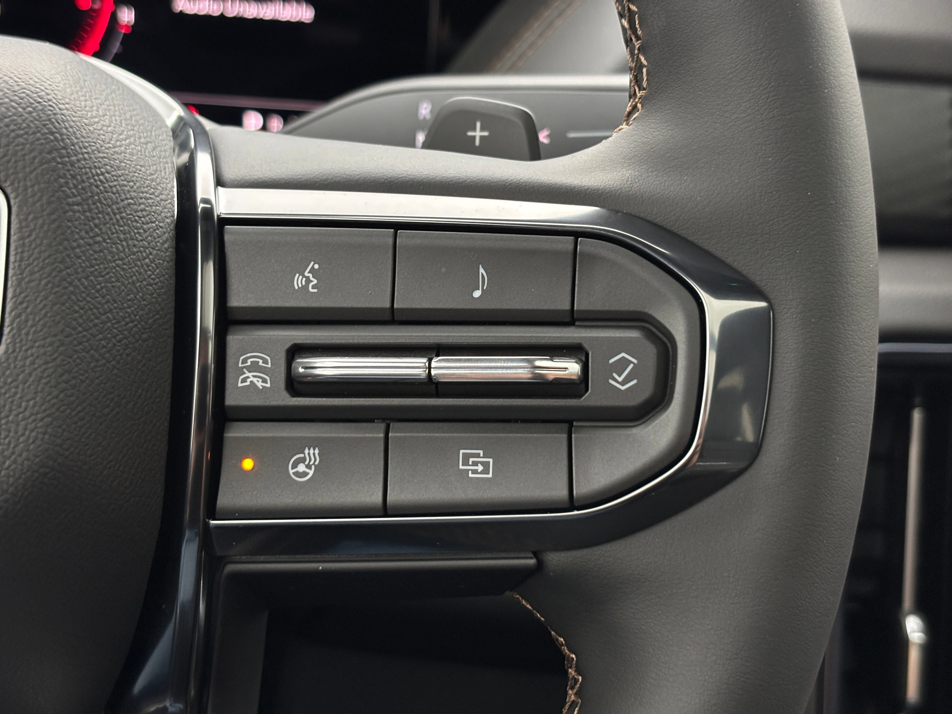 New 2026 GMC Yukon AT4 w/ AT4 Premium Plus Package AWD/4WD image 26