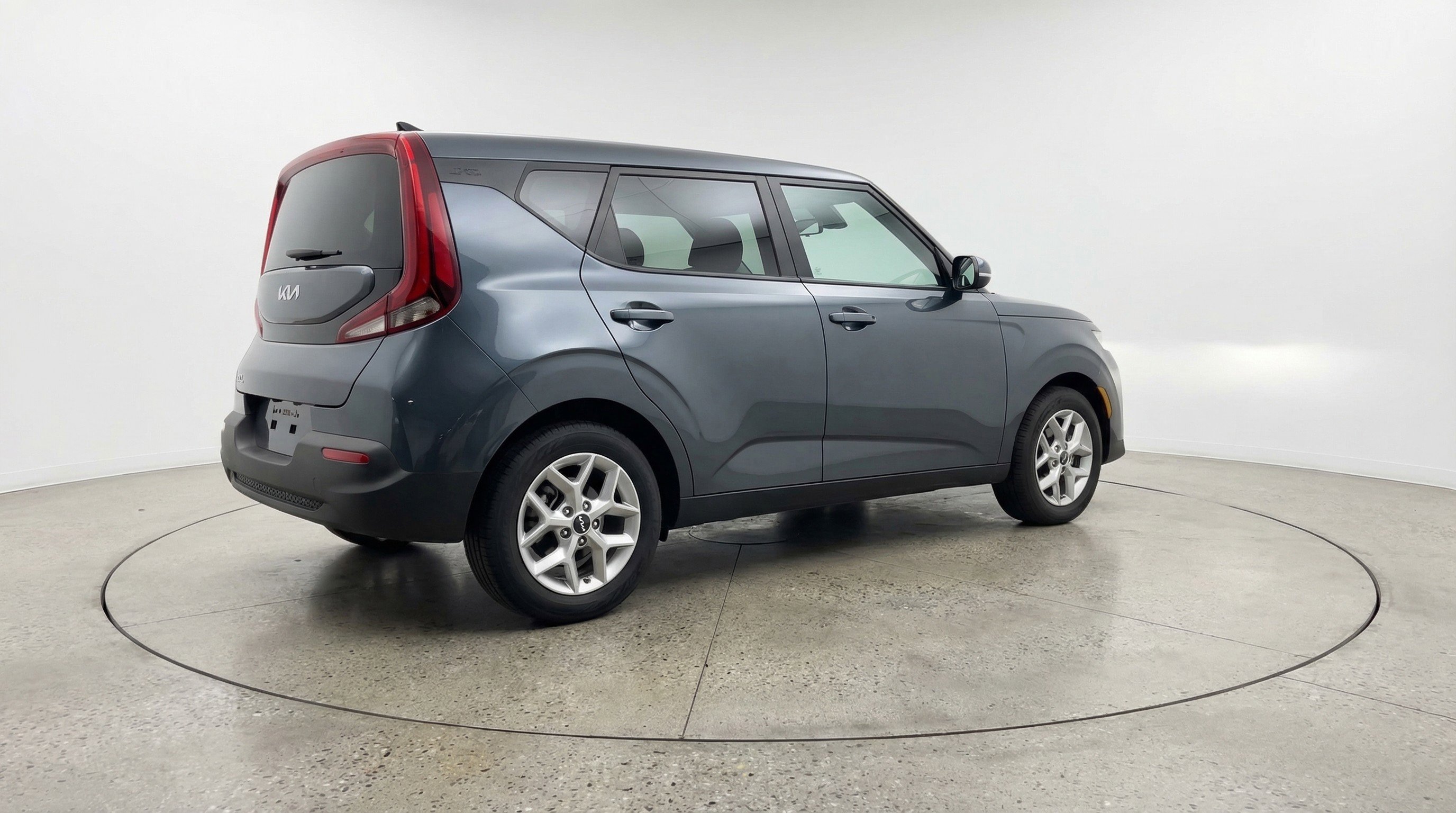 Used 2025 Kia Soul LX w/ LX Technology Package image 9