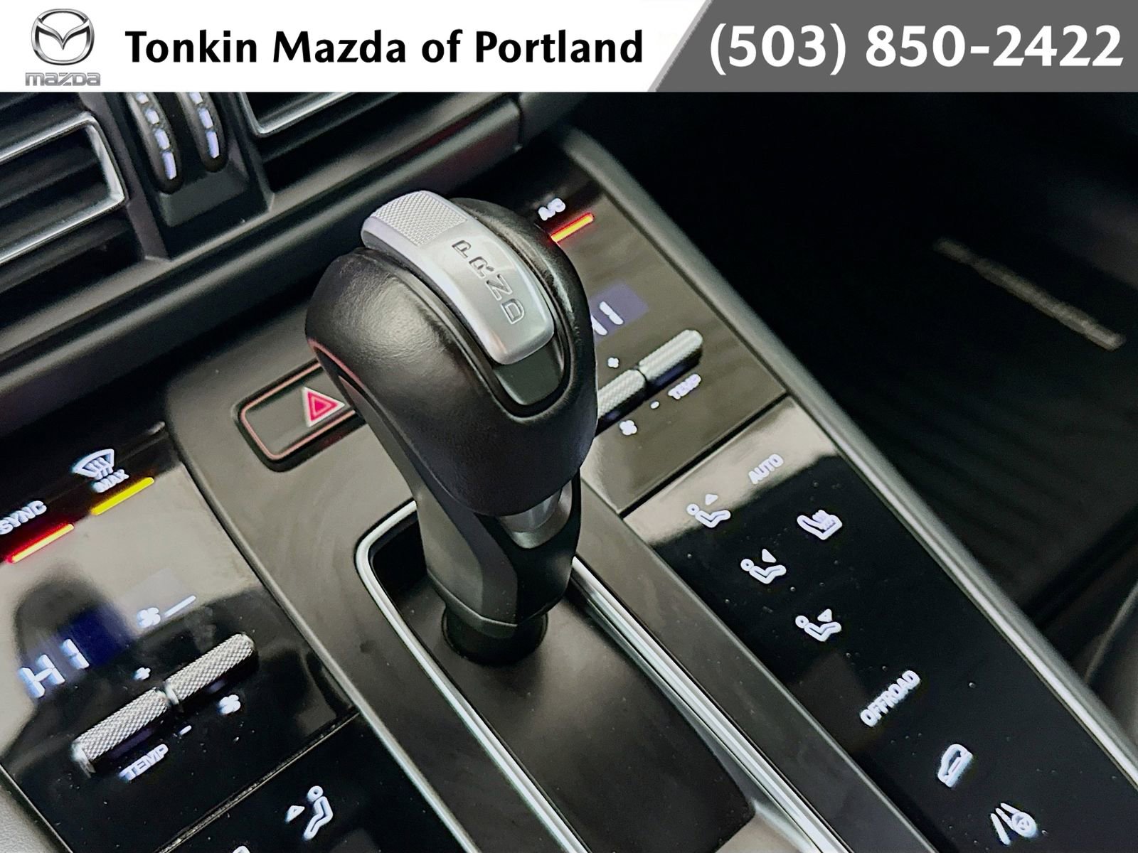 Used 2023 Porsche Macan Turbo AWD/4WD image 17