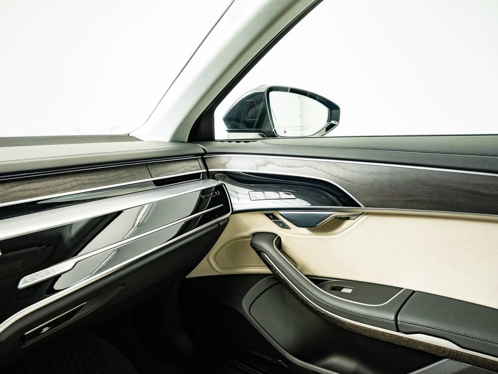 Certified 2025 Audi A8 L 3.0T w/ Executive Package AWD/4WD image 39