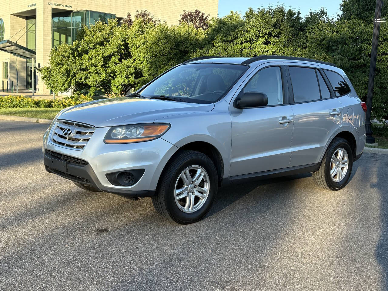 Used 2010 Hyundai Santa Fe GLS AWD/4WD image 20