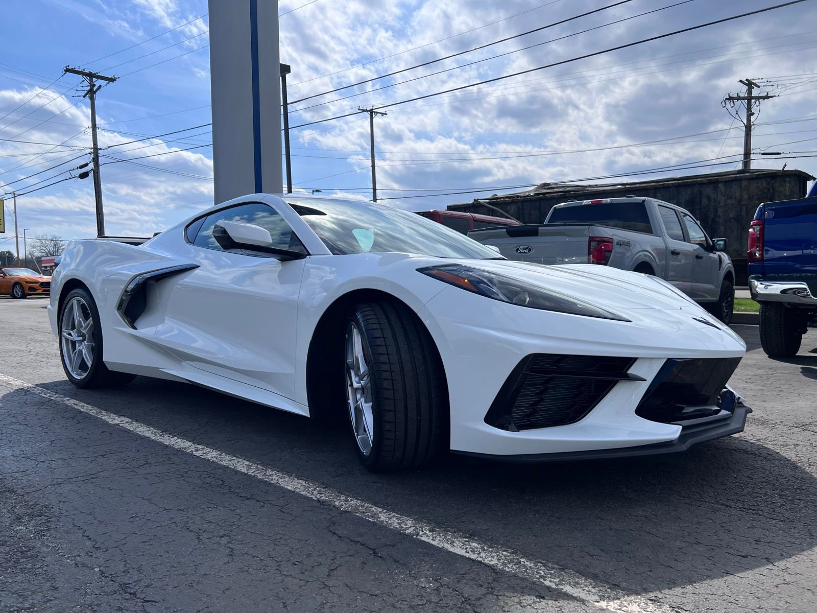 Used 2023 Chevrolet Corvette Stingray Coupe w/ Z51 Performance Package image 11