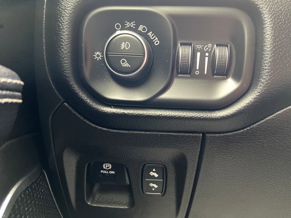 Used 2021 RAM 1500 Laramie w/ Sport Appearance Package image 34