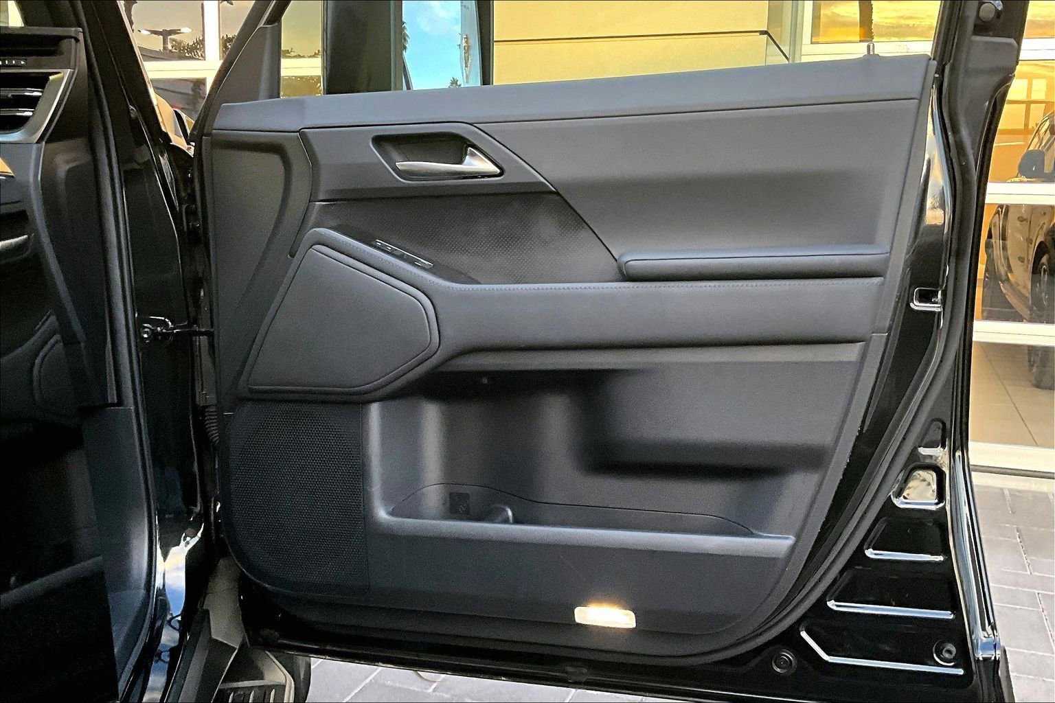 Used 2024 Lexus GX 550 w/ Cold Area Package image 24