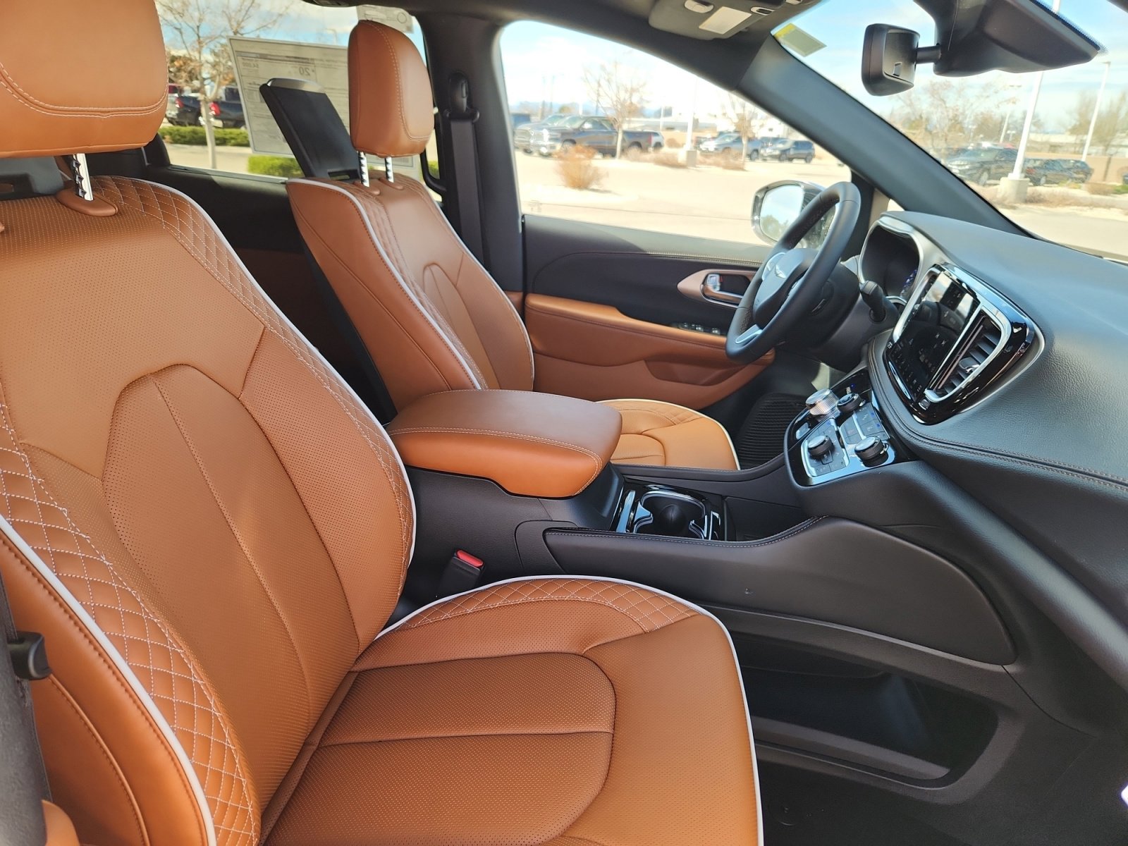 New 2026 Chrysler Pacifica Pinnacle AWD/4WD image 23