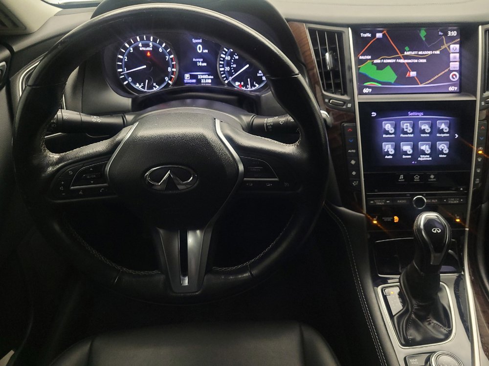 Used 2018 INFINITI Q50 Luxe w/ Essential Package (3.0T Luxe) RWD image 22