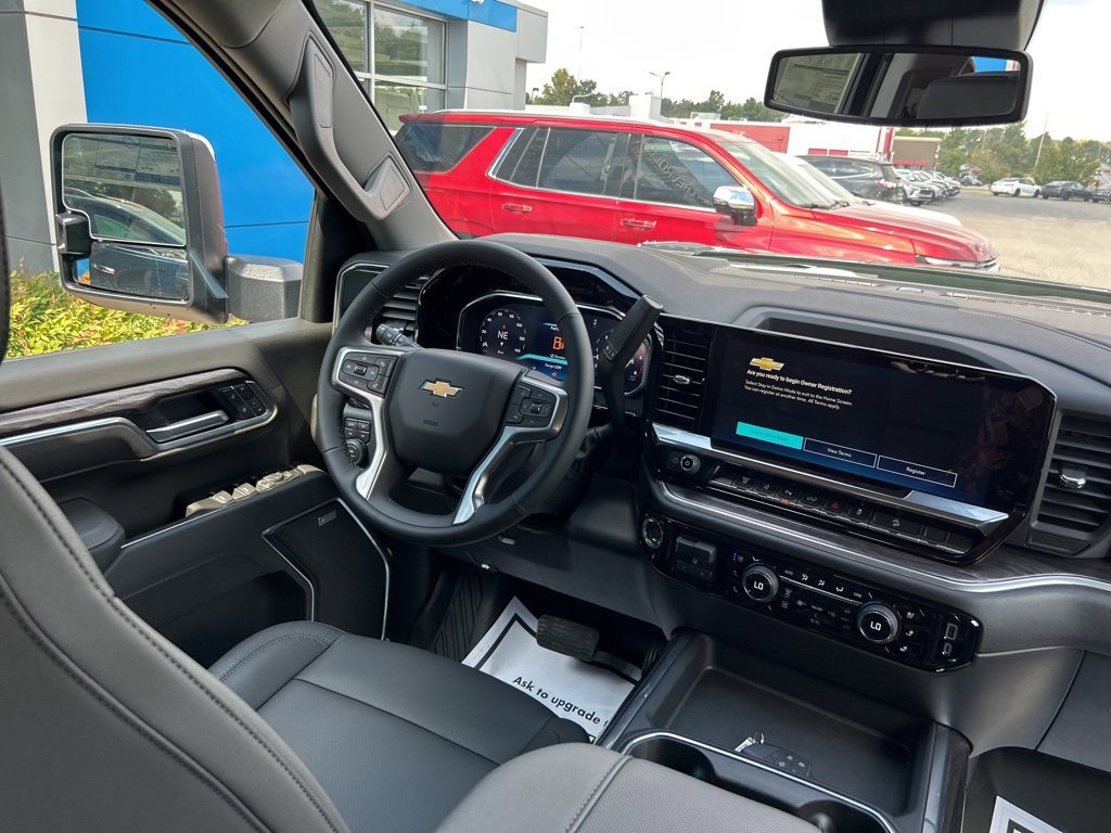 New 2026 Chevrolet Silverado 2500 LTZ w/ LTZ Convenience Package image 16