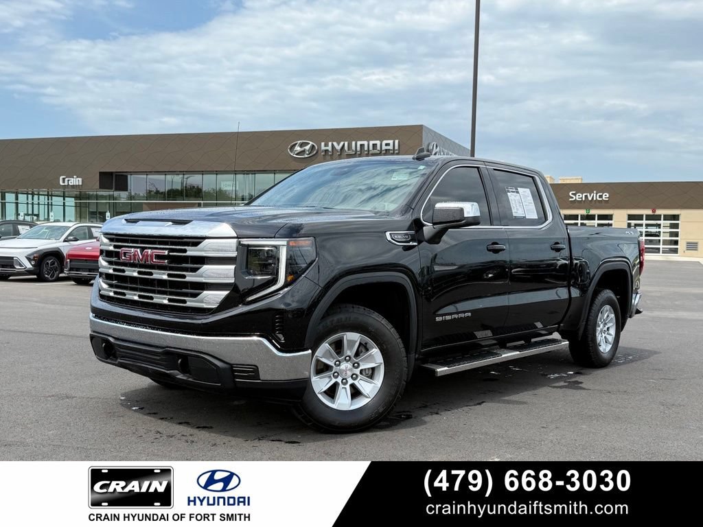 Used 2025 GMC Sierra 1500 SLE AWD/4WD image 1