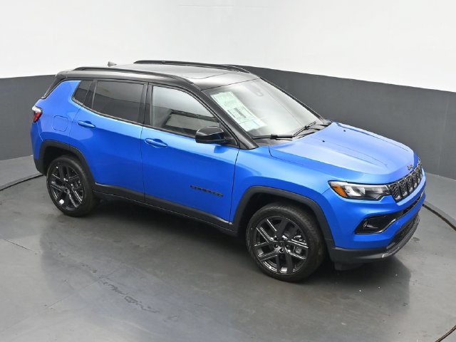 New 2026 Jeep Compass Limited w/ Sun, Sound & Navigation Group AWD/4WD image 41