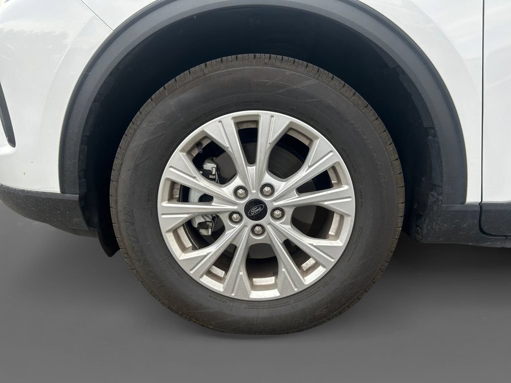 Used 2025 Ford Escape Active AWD/4WD image 15