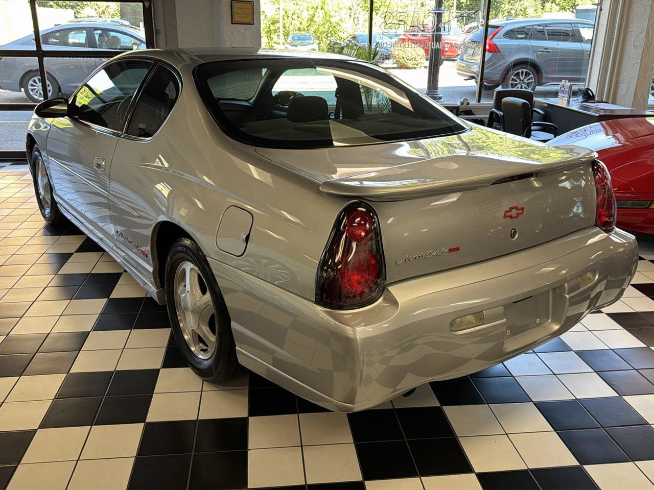 Used 2003 Chevrolet Monte Carlo SS w/ Mirror Group FWD image 7