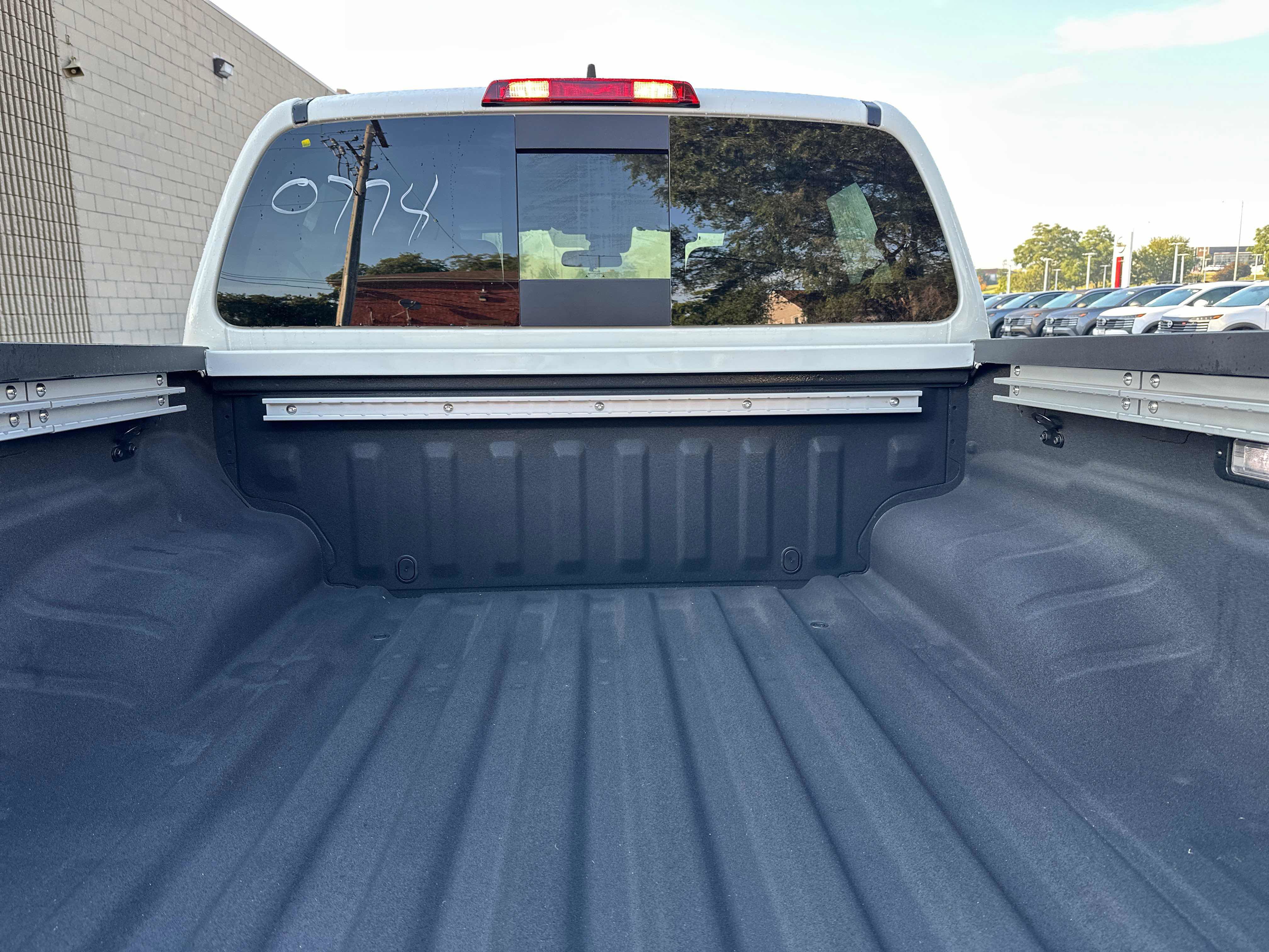 New 2026 Nissan Frontier SV w/ SV Convenience Package image 15