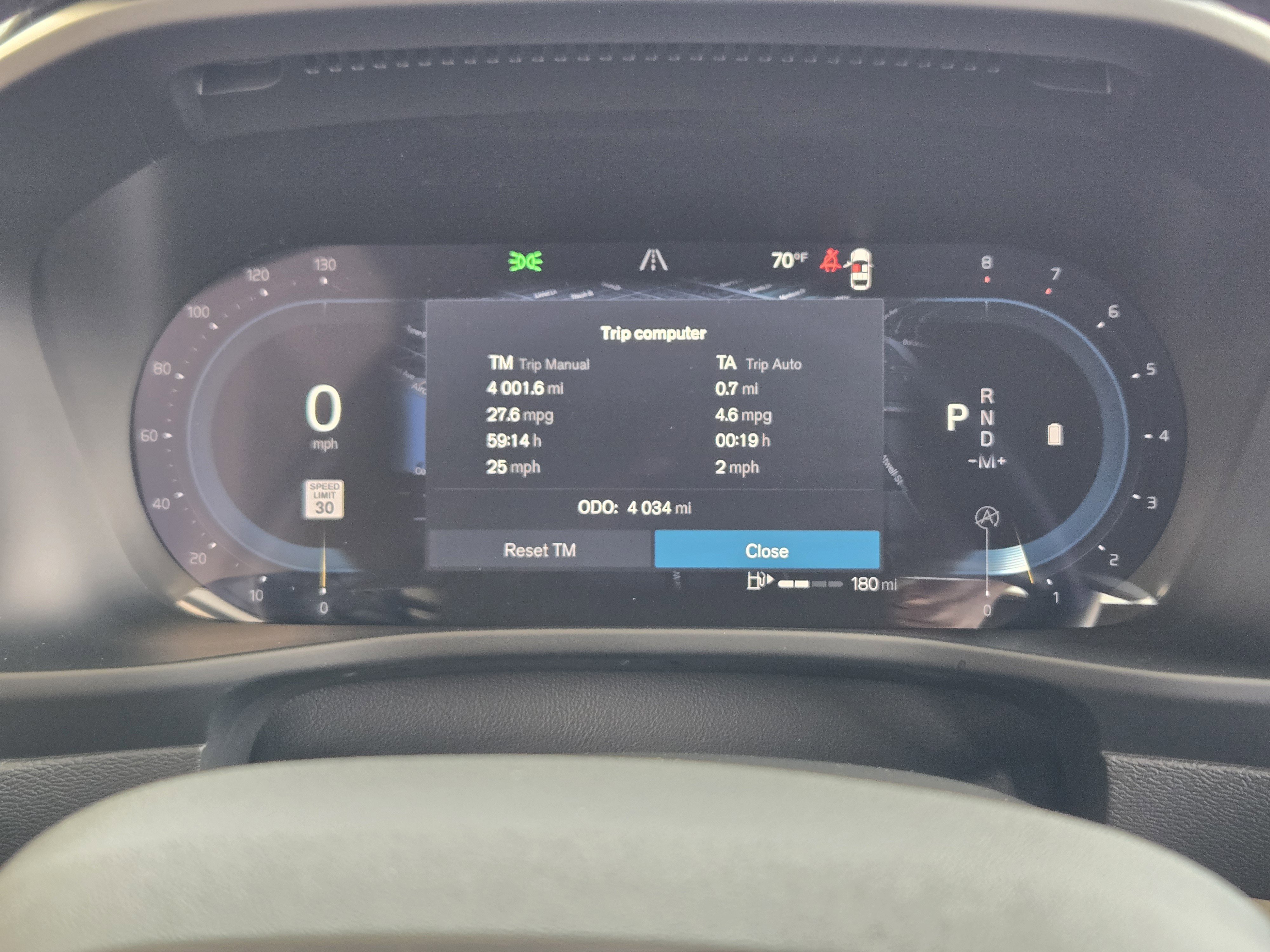 Used 2025 Volvo XC40 B5 Plus w/ Protection Package Premier image 23