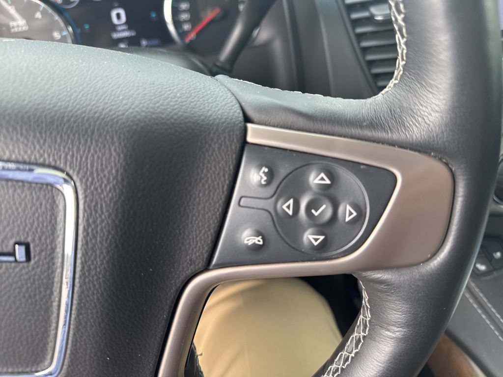 Used 2018 GMC Yukon Denali w/ Open Road Package AWD/4WD image 11