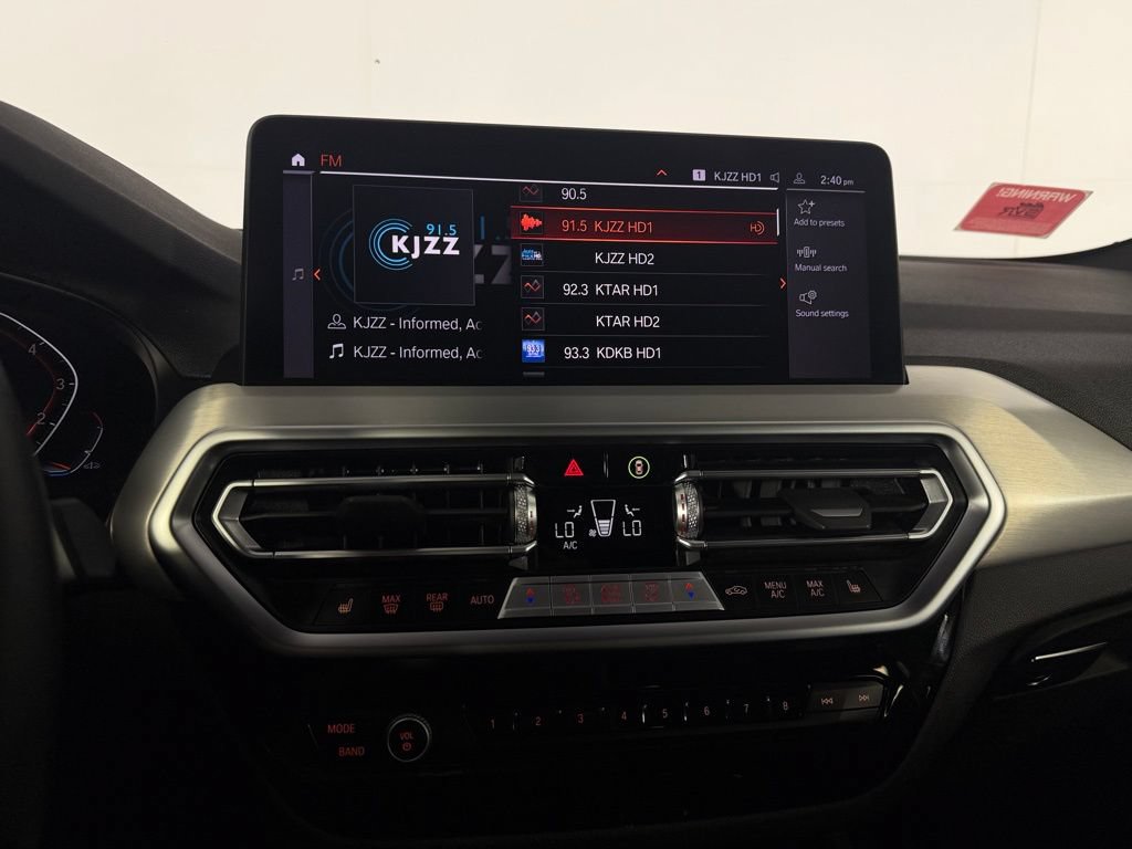 Used 2025 BMW X4 xDrive30i AWD/4WD image 14