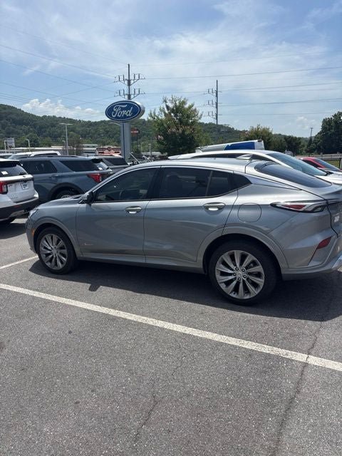 Used 2024 Buick Envista Avenir FWD image 9