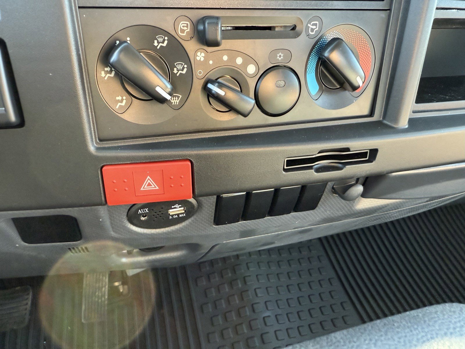 New 2025 Chevrolet Low Cab Forward image 20