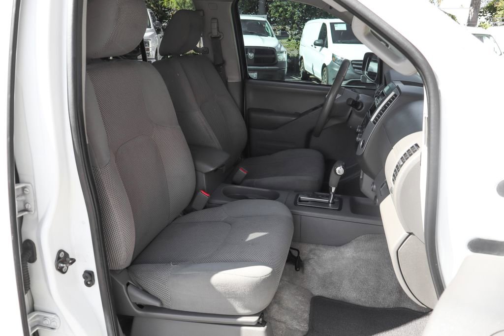 Used 2016 Nissan Frontier SV RWD image 37