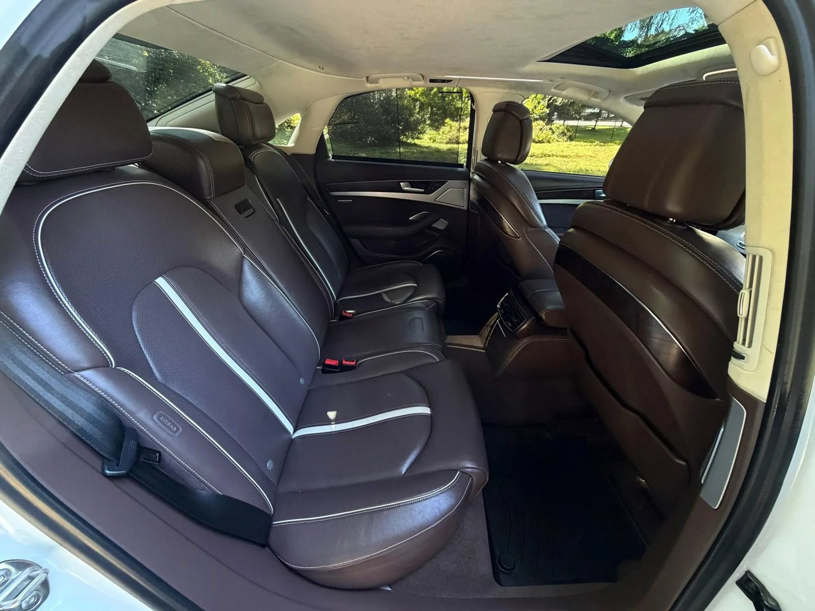 Used 2014 Audi S8 AWD/4WD image 11