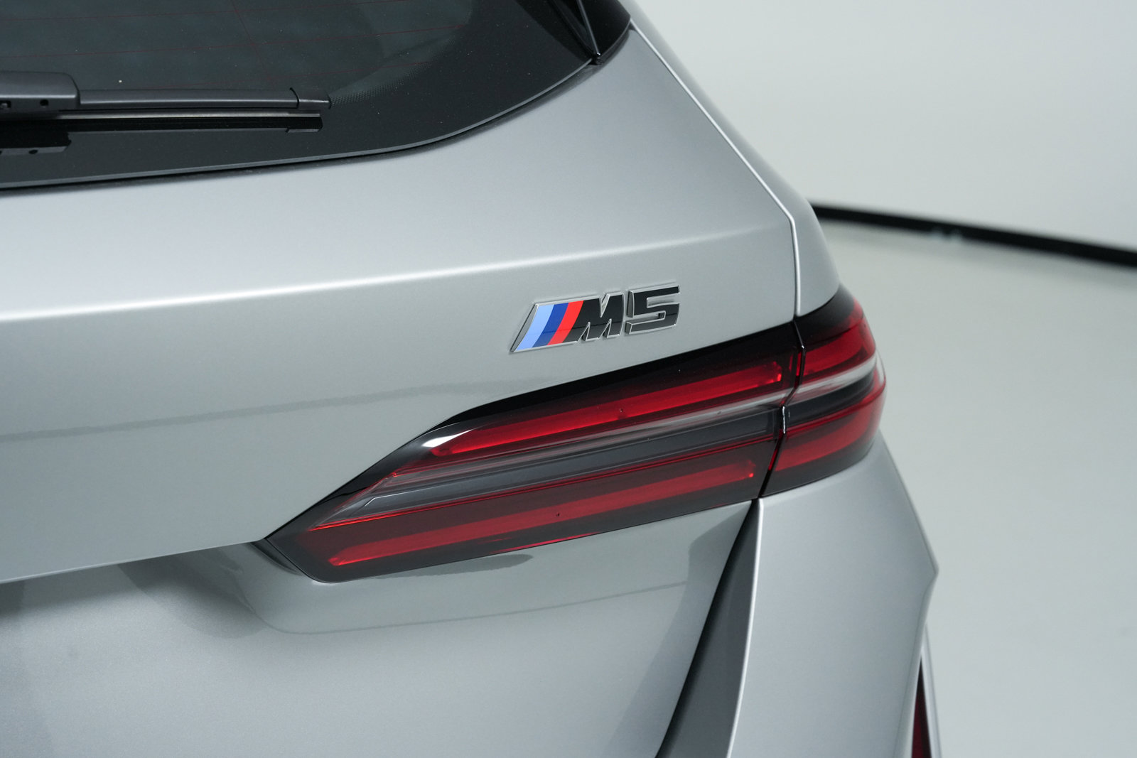 Used 2025 BMW M5 Touring AWD/4WD image 39