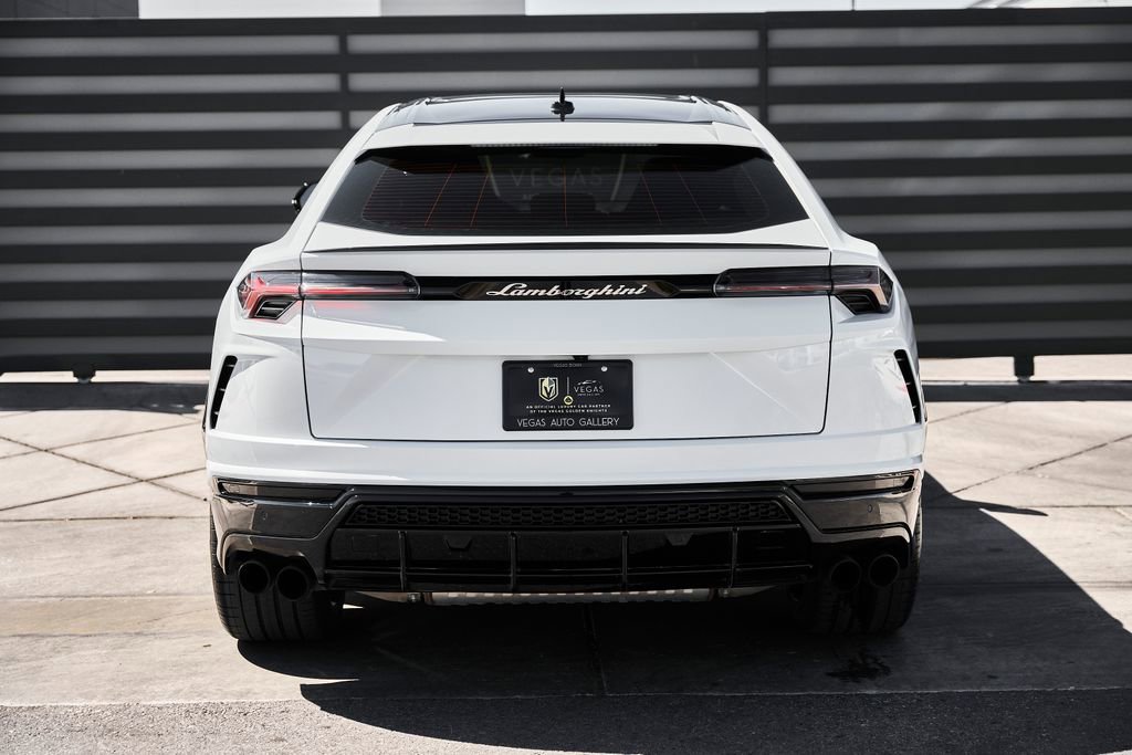 Used 2021 Lamborghini Urus image 14