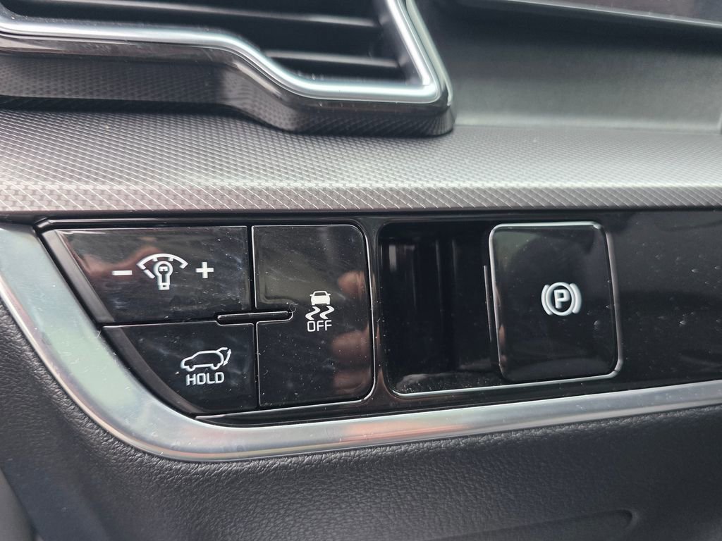 Used 2023 Kia Sportage SX image 25