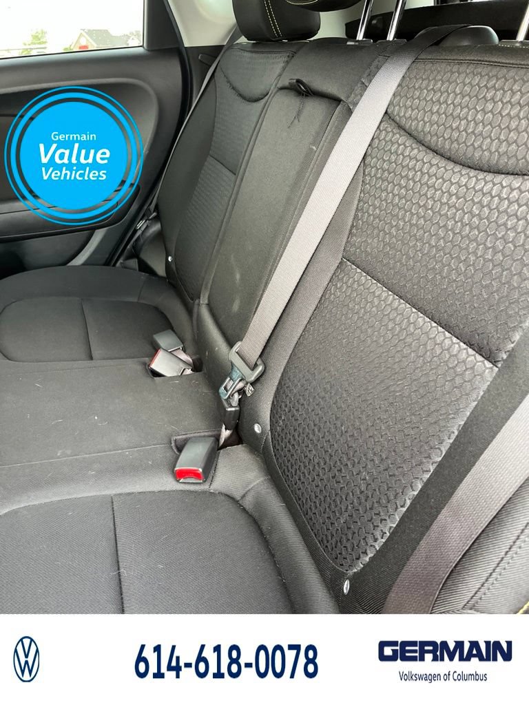 Used 2016 Kia Soul + w/ Designer's Package FWD image 17