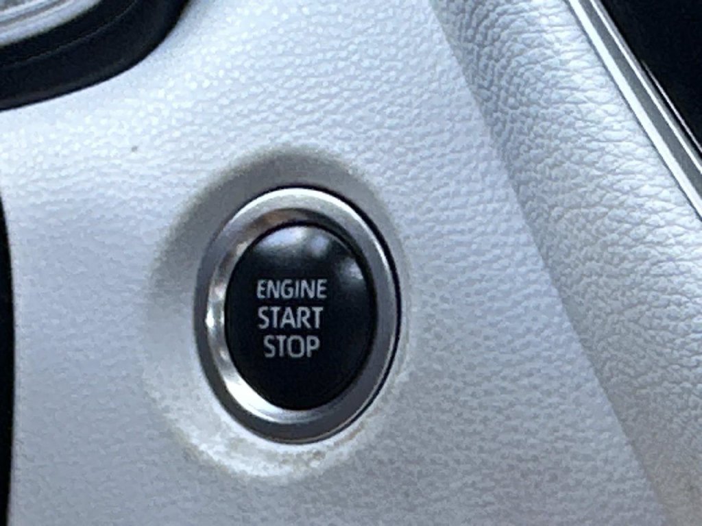 Used 2024 Toyota Corolla SE FWD image 31