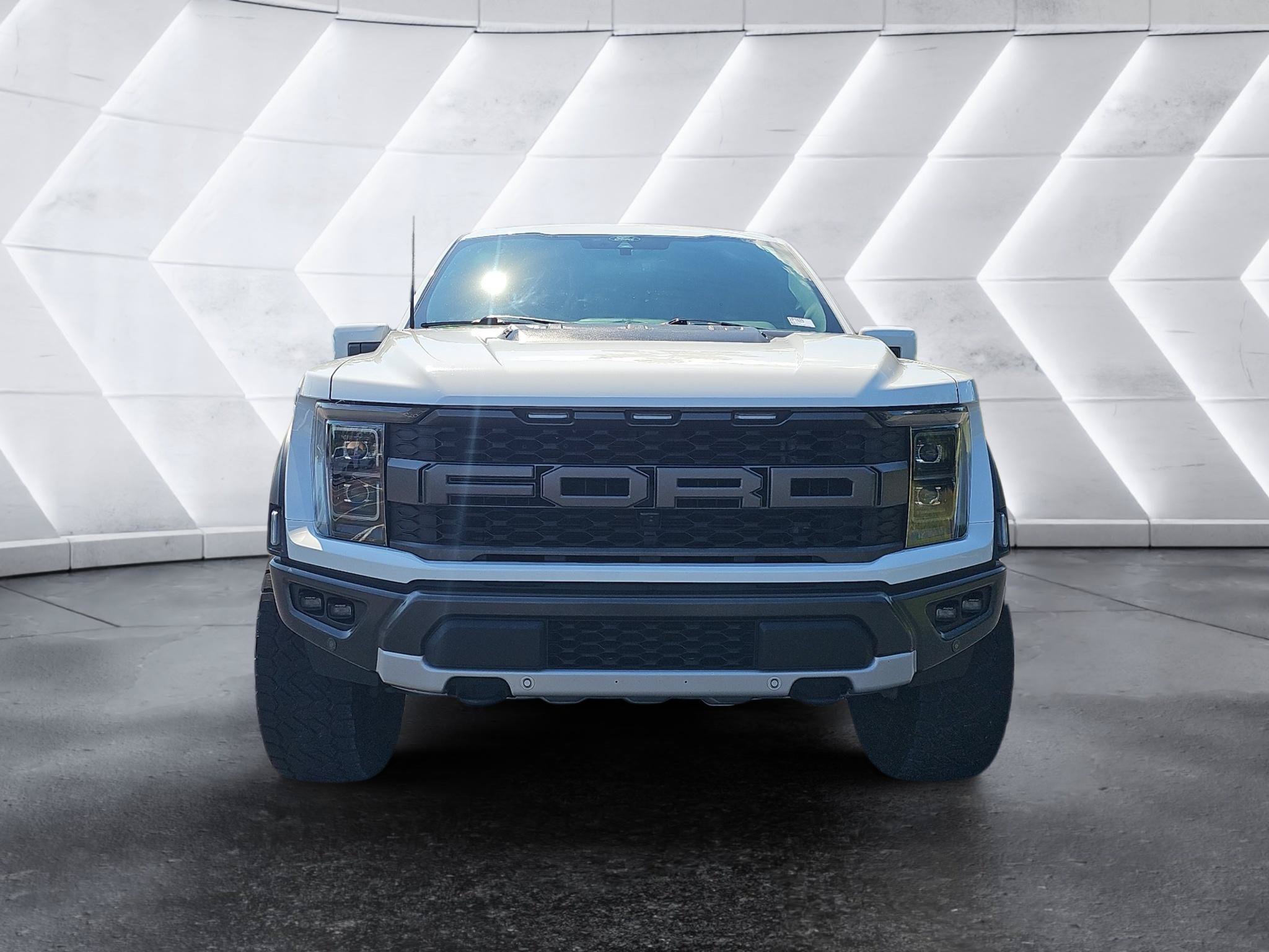Used 2022 Ford F150 Raptor w/ Equipment Group 801A High AWD/4WD image 2