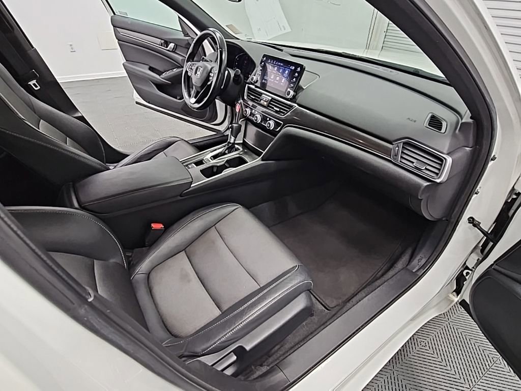 Used 2020 Honda Accord Sport image 35