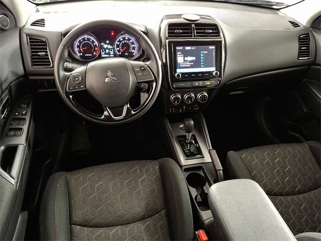 Used 2024 Mitsubishi Outlander Sport LE image 2