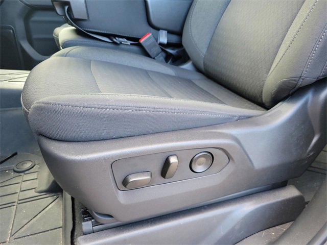 Used 2025 Chevrolet Silverado 2500 Custom w/ Custom Convenience Package image 15